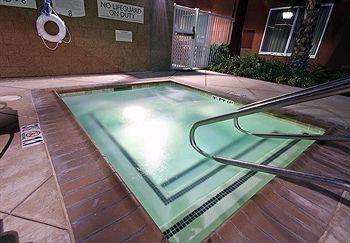 Fairfield And Hotel 3*