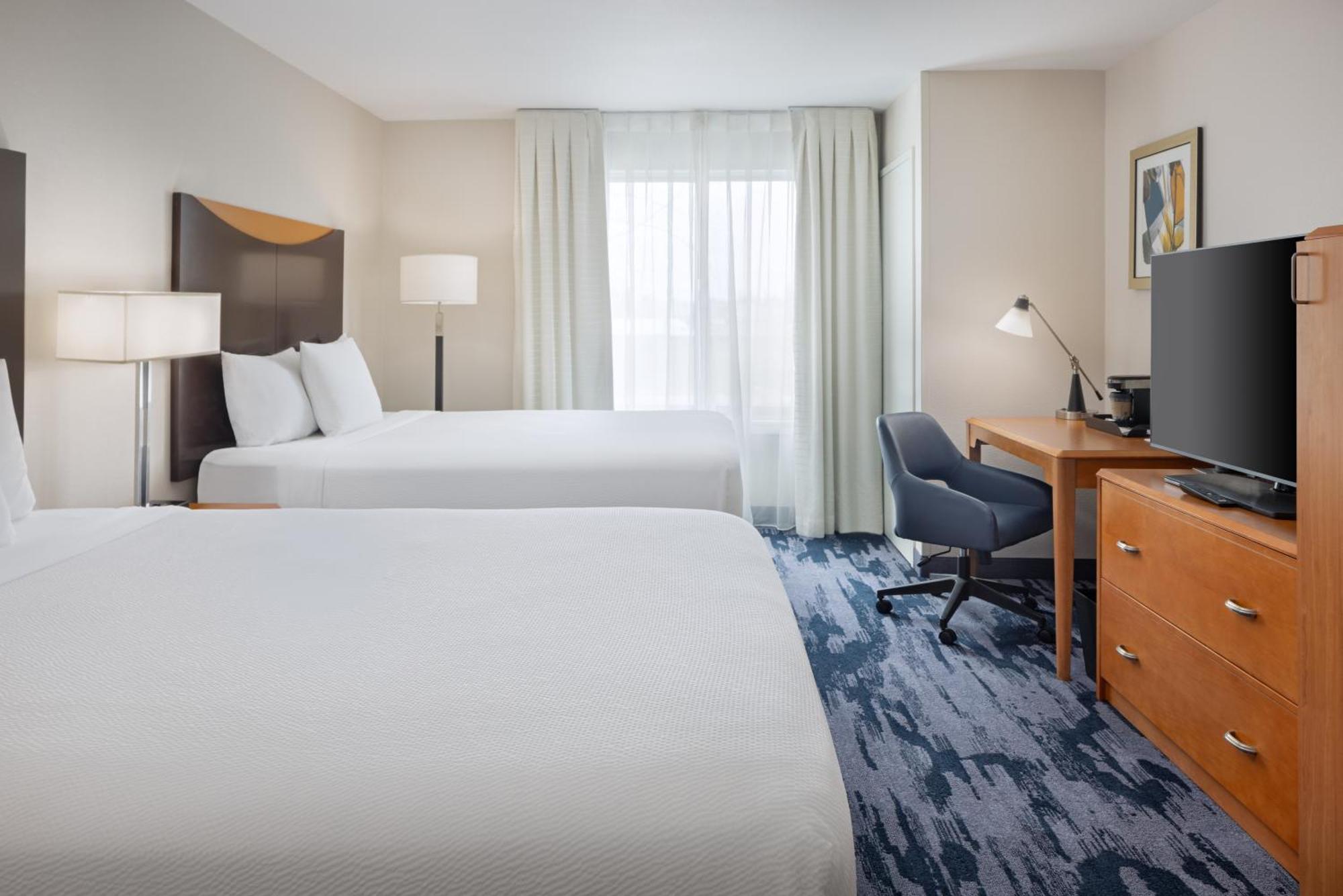 Hotel Fairfield And Turlock