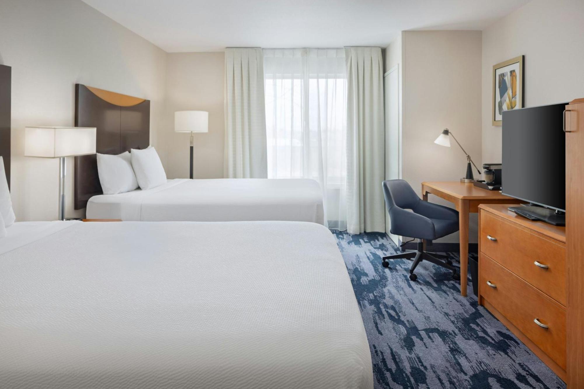 Hotel Fairfield And