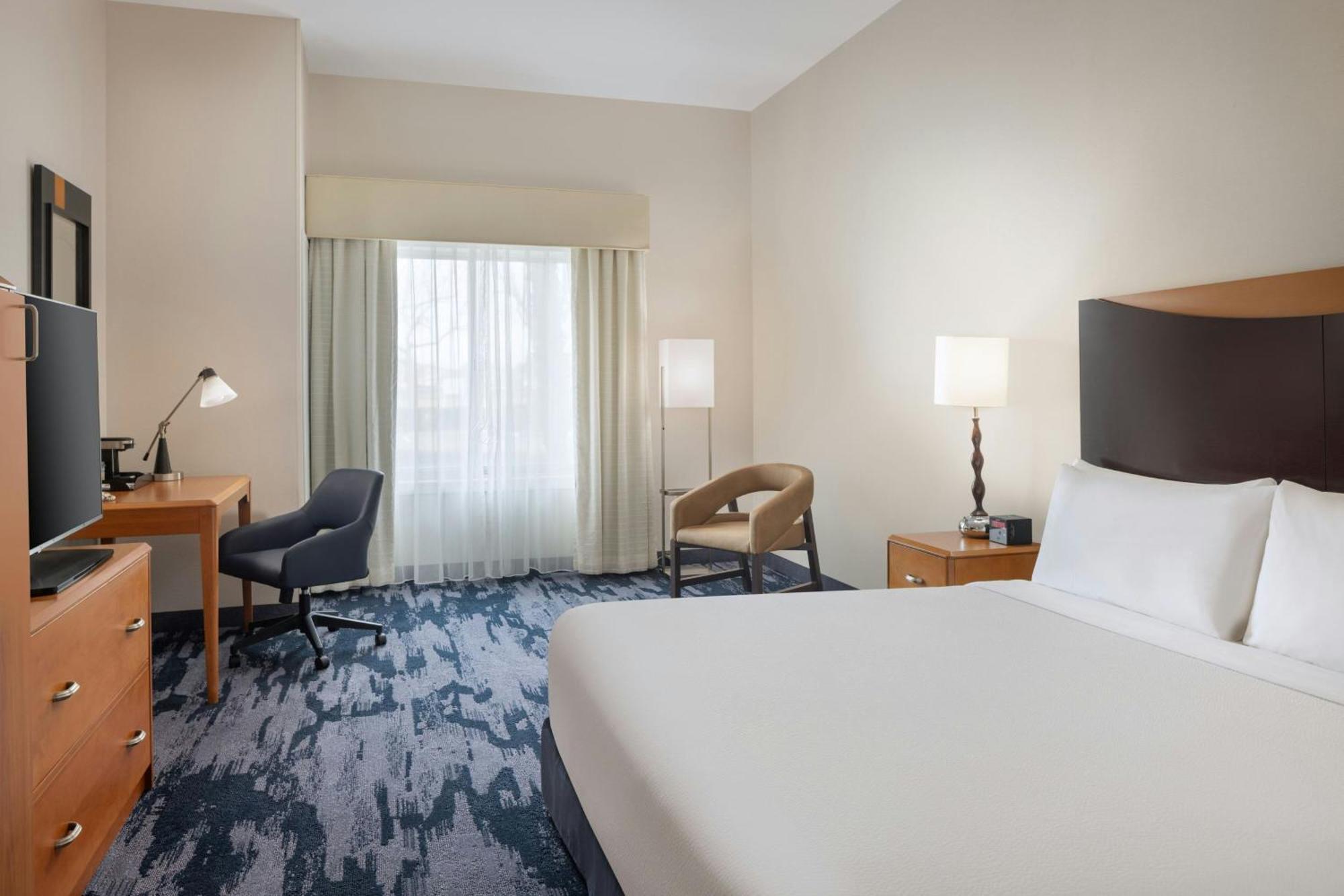Hotel Fairfield And